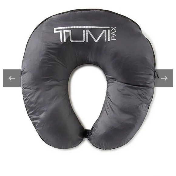 Women’s Tumi Pax Down Puffer Packable Jacket Size Medium Outerwear Lightweight - Picture 16 of 16